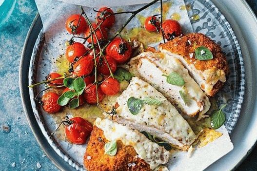 Fotografija Jednostavan recept za piletinu u parmezanu