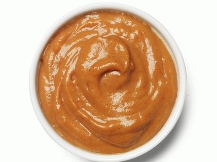 Foto začinjeni kečap sa kikirikijem