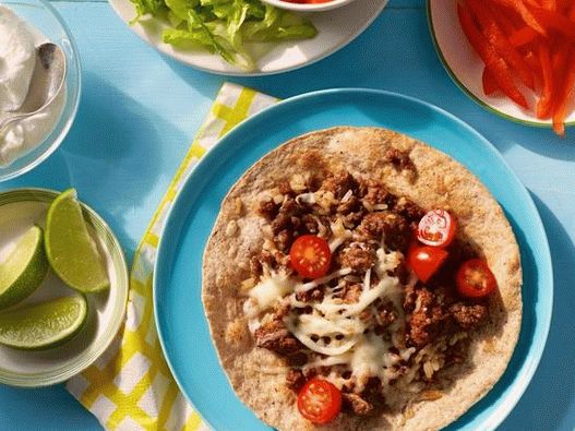 Quesadilla s prelivima za izbor