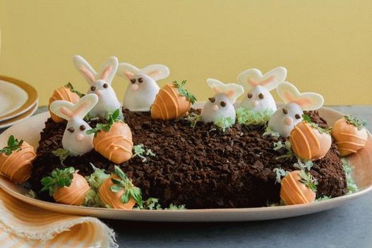 Torta sa zečevima i mrkvom od jagoda