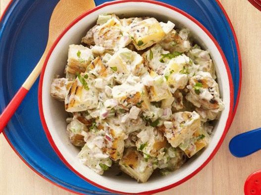 Fotografija jela - Krompir salata na roštilju sa paprikom