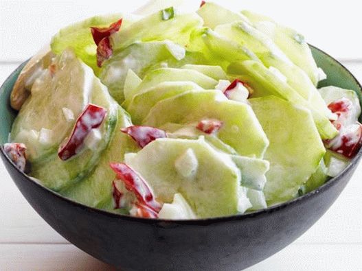 Fotografija jela - salata od krastavca sa kiselom paprikom
