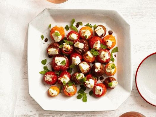 Punjeni Cherry Tomatoes