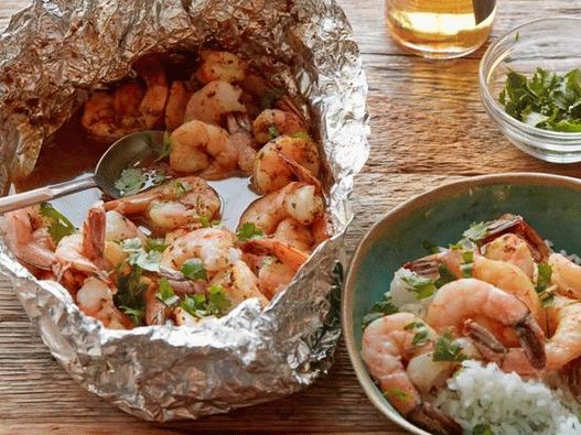 Začinjene škampe u pivu u foliji