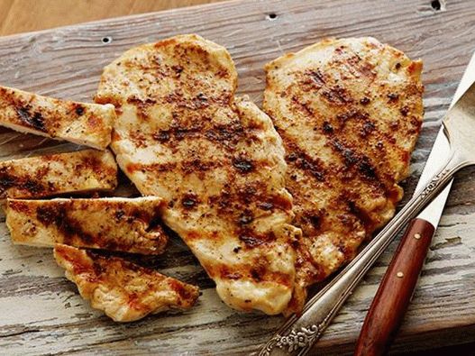 Pileće prsa na roštilju