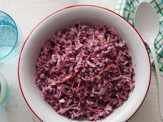 Zdrava salata od sporog kupusa s Coleom