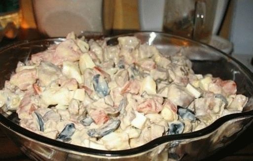 Foto salata od rajčice i piletine