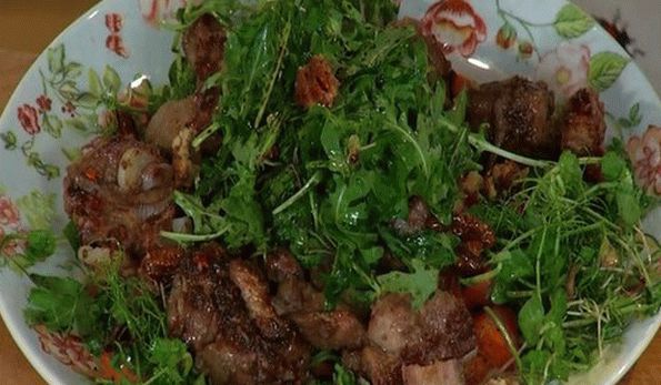 Salata od pilećih jetre