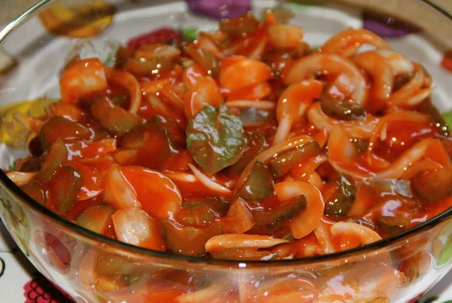 Haringe u umaku od povrća