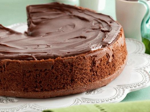 Foto čokoladna torta s karamelom i paprikom