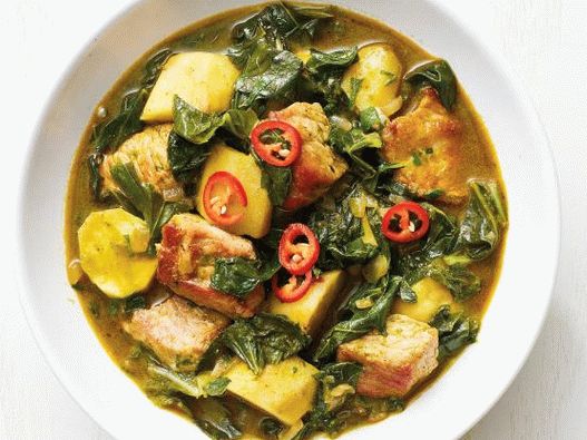 Foto svinjetina s oguljenim keljom