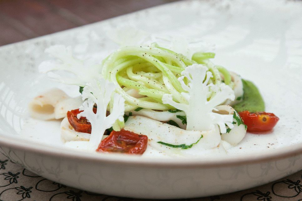 Topla salata od lignji