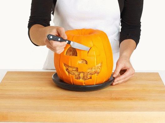 Torta od karamele za Halloween Torta od karamele za Halloween