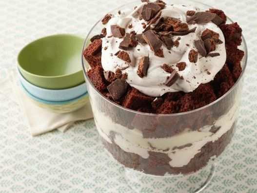 Fotografija čokoladnog kolača-metvice