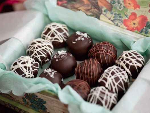 Foto tartufi bez keksa bez pečenja s morskom soli