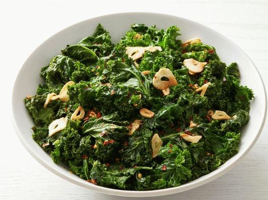 Foto Braised Kale s češnjakom
