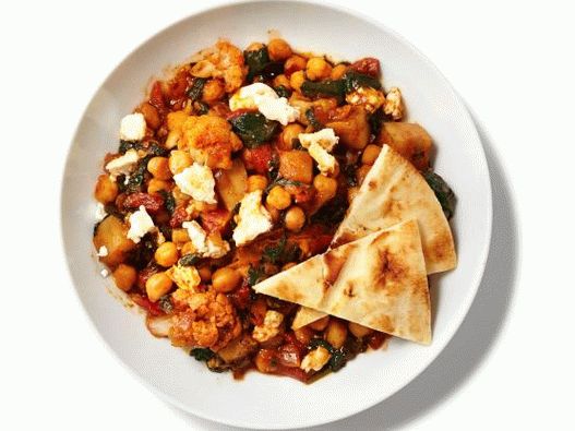 Fotografija kuhanog karfiola sa curry špinatom