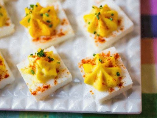 Punjena kvadratna jaja