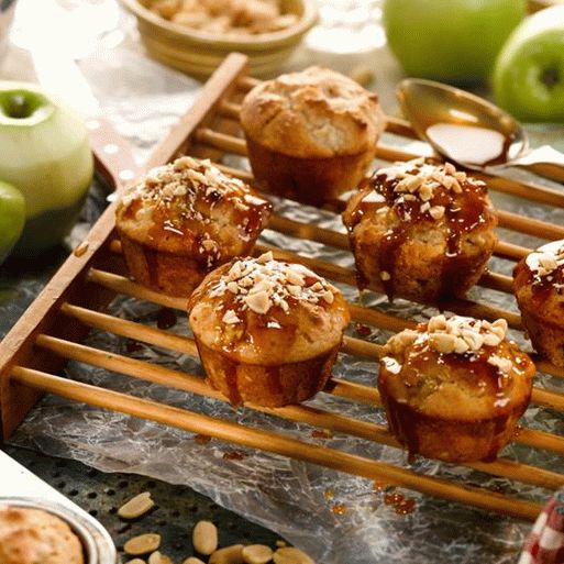 Foto mini muffini od jabuke i vanilije u glazuri od jabuka