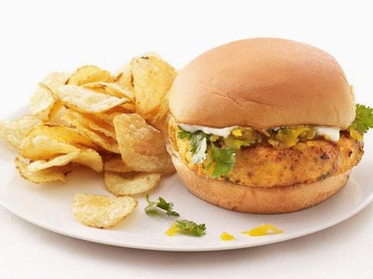 Fotografija jela - Hamburger sa lososom, curryjem i uživanjem u šalotki i jabukama začinjenim u vinu