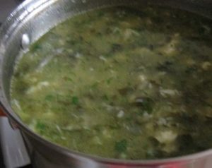 Zelena kupusna juha od špinata