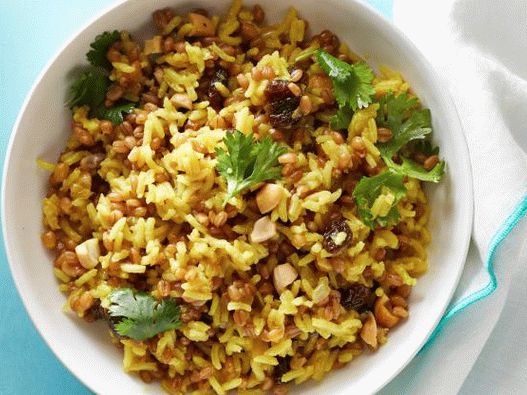 Fotografija pšeničnog zrna sa rižom i curryjem