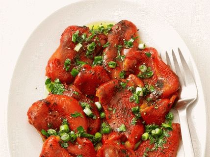 Fotografija ljute paprike sa žara